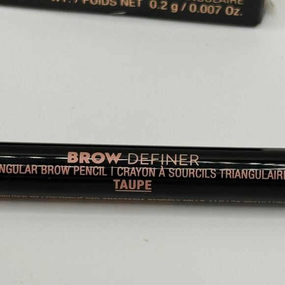 Anastasia Beverly Hills Brow Definer Triangular Brow Pencil 0.2g/0.007oz - Picture 2 of 4